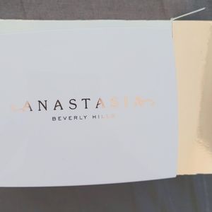 🆕 NWT Anastasia Beverley hills highliter